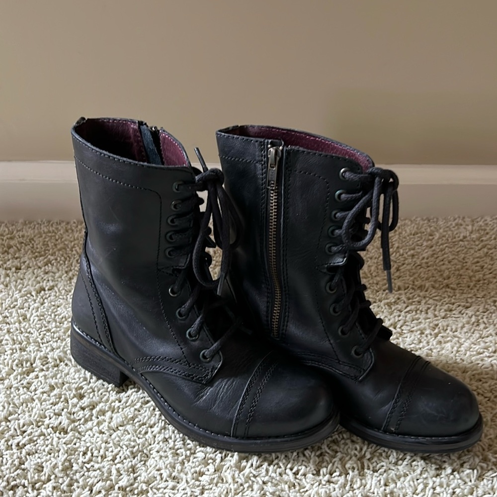 Women’s Steve Madden combat boot